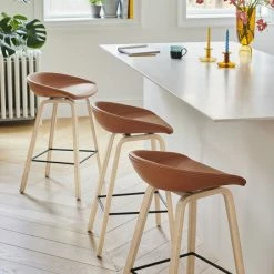 About A Stool / AAS 33 LOW